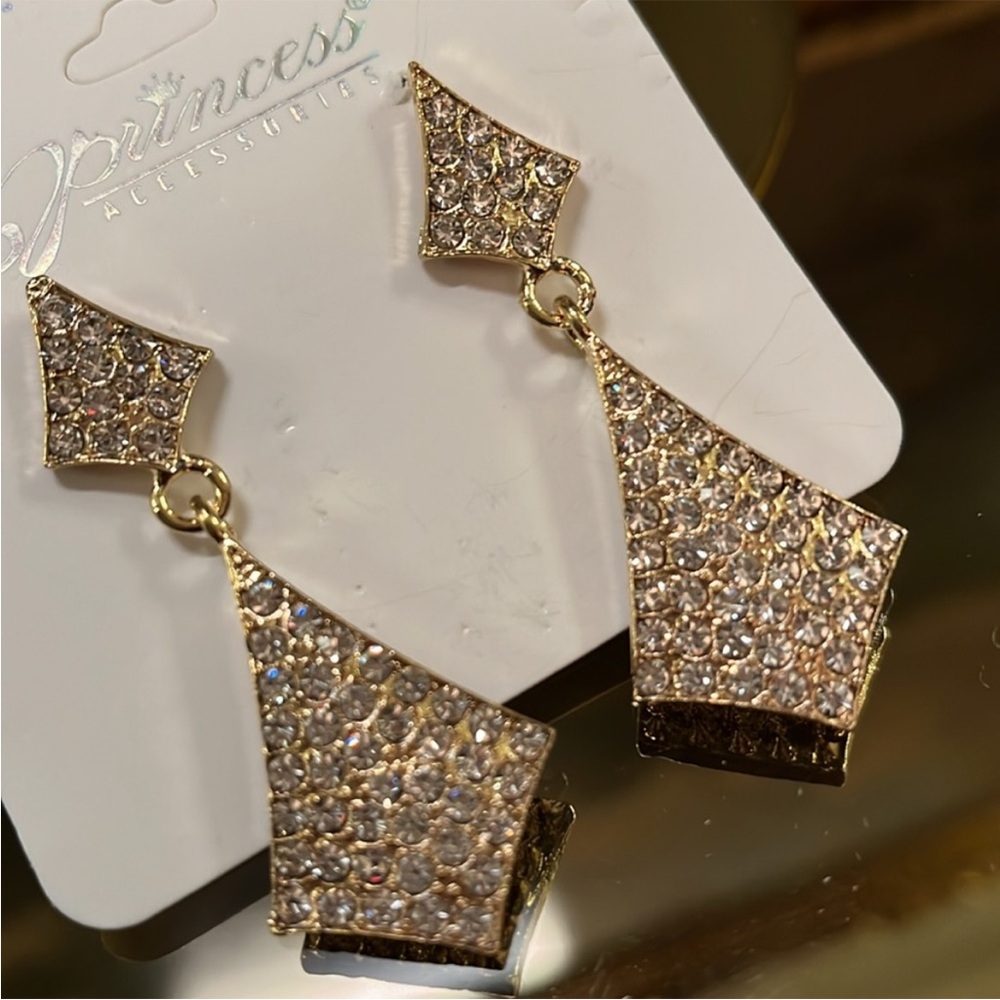 Gold Crystal Drop Earrings
